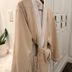 The Ritz-Carlton Spa, Tysons Corner - Robe waiting on me in the Locker Room