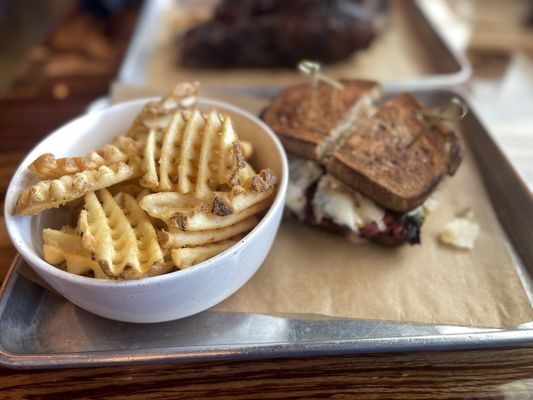 Ruby Red's BBQ by null