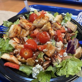 Culver's - Strawberry salad with chicken - Burgers Near Me - Port Orange, Florida Culver's - Strawberry salad with chicken - Burgers Near Me - Port Orange, Florida