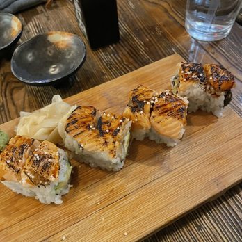 Umami Sushi - Greenwich roll - Sushi Bars Near Me - New York, New York Umami Sushi - Greenwich roll - Sushi Bars Near Me - New York, New York