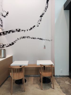 MakiMaki Sushi - Hudson St by null