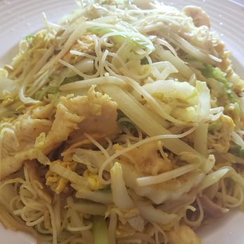 East Restaurant - Singapore chow mi fun - Chinese Near Me - Rutland, Vermont East Restaurant - Singapore chow mi fun - Chinese Near Me - Rutland, Vermont