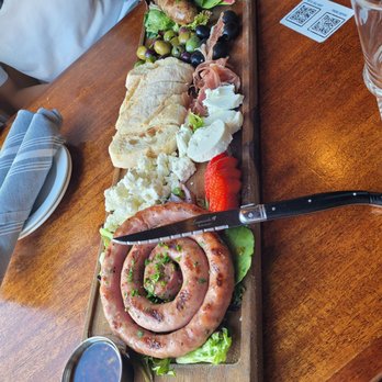 Buenos Aires Café - Este - "Pic-asso" (picada + asado) board - Argentine Near Me - Austin, Texas Buenos Aires Café - Este - "Pic-asso" (picada + asado) board - Argentine Near Me - Austin, Texas
