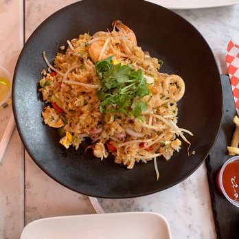 Caffe Concerto - seafood nasigoreng - Pizza Near Me - Los Angeles, California