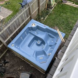 Spa Guy Dave - Dave the spa guy knows how to move hot tubs with absolutely no hassle
