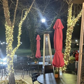 Maple Creek Bistro - One of the outdoor seating areas. - American Near Me - Kingston, Tennessee