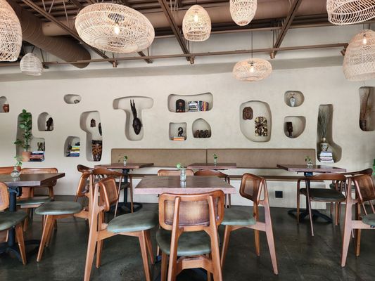 TAP IN Kitchen & Cocktails by null