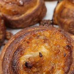 Stacks Espresso Bar - Apple Crisp Cinnamon Roll