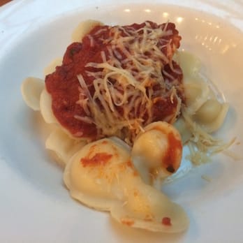 Kona Cafe - Mickey head shaped ravioli kids plate - Sushi Bars Near Me - Lake Buena Vista, Florida Kona Cafe - Mickey head shaped ravioli kids plate - Sushi Bars Near Me - Lake Buena Vista, Florida