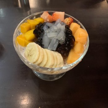 Mango Mango Dessert - Mixed Fresh Fruit with Sago and Jelly - Desserts Near Me - Brooklyn, New York