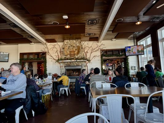 The Stray Dog Bar & Grill by null