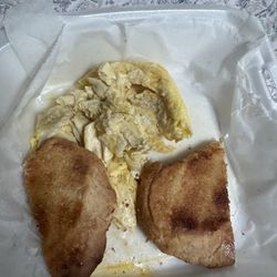 White Lake Brunch - End of loaf toast and I think the eggs were scrambled, what I ordered but not what I received