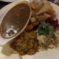 Albatros Pub - Beef Goulash