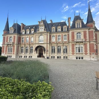 Les Fontaines - Hotels Near Me - Gouvieux, 60