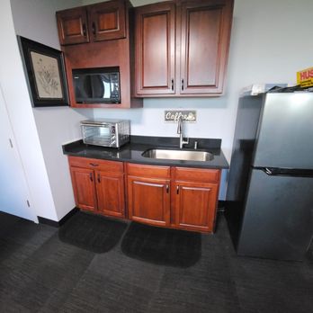Insightful Flip - Office kitchenette - General Contractors Near Me Insightful Flip - Office kitchenette - General Contractors Near Me
