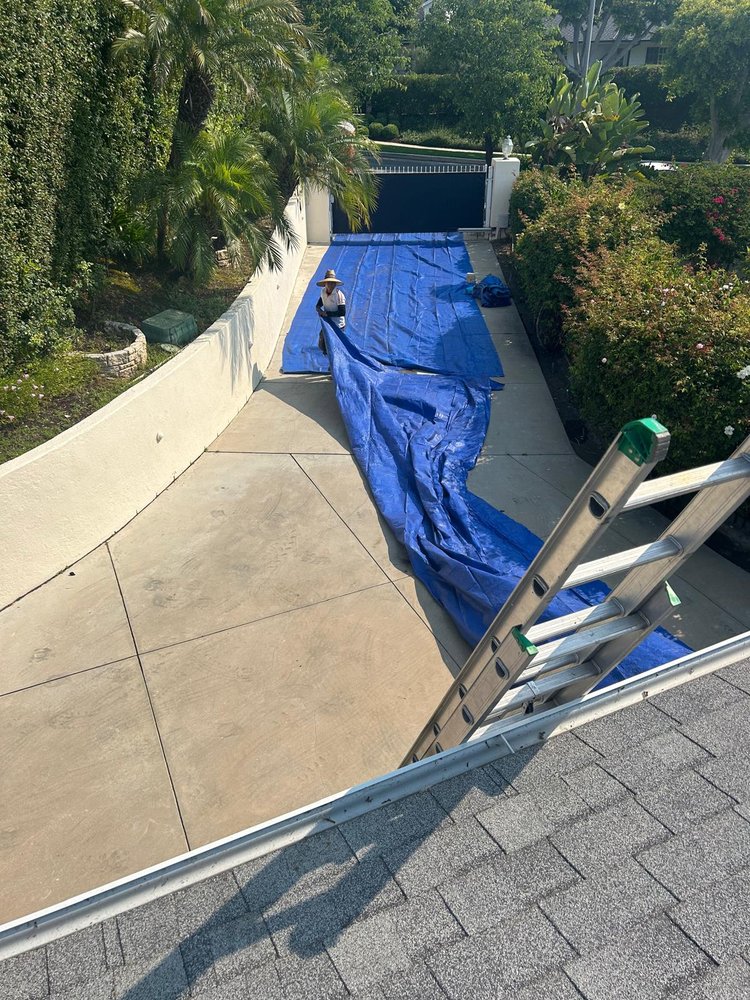 Slide of DO Roofing 770