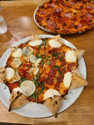 Mister O1 Extraordinary Pizza by null