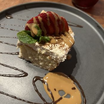 Limón - Tiramisu - Peruvian Near Me - Walnut Creek, California Limón - Tiramisu - Peruvian Near Me - Walnut Creek, California
