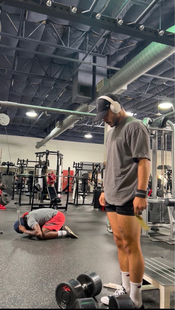 AMERICAN BARBELL CLUBS Updated September 2024 18 Photos & 51