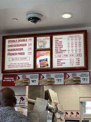 In-N-Out Burger by null