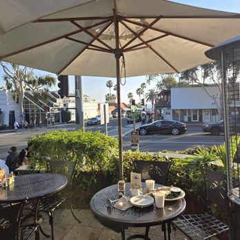 Urth Caffe - Patio dining area - Coffee & Tea Near Me - Laguna Beach, California