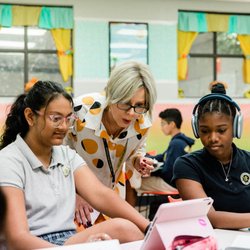 The Honor Roll School