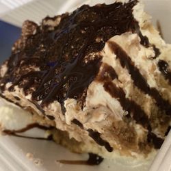 Carlucci's Pizza - Tiramisu