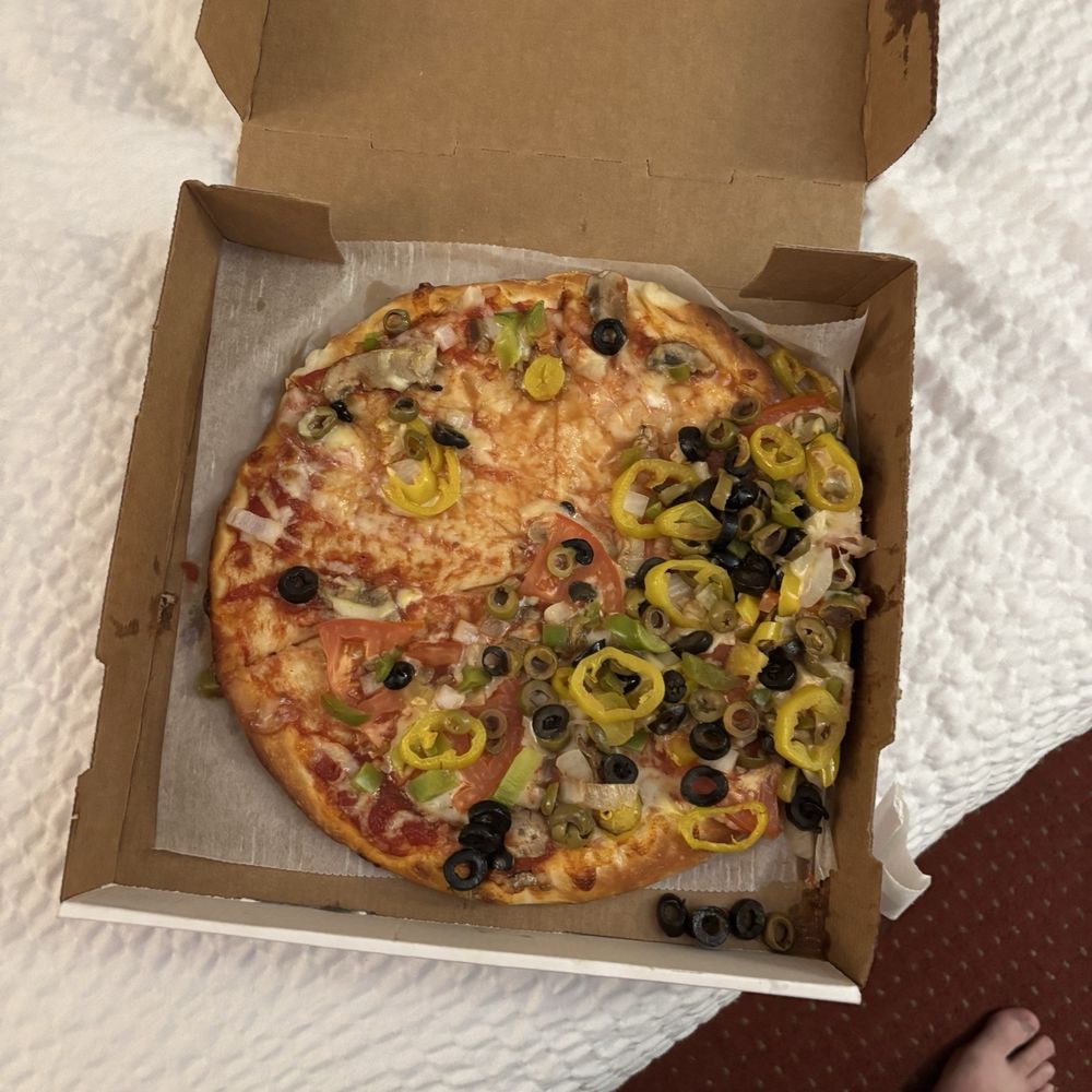Gino's Pizza & Spaghetti House - How my pizza was delivered to me. - Pizza Near Me - Mount Hope, West Virginia Gino's Pizza & Spaghetti House - How my pizza was delivered to me. - Pizza Near Me - Mount Hope, West Virginia