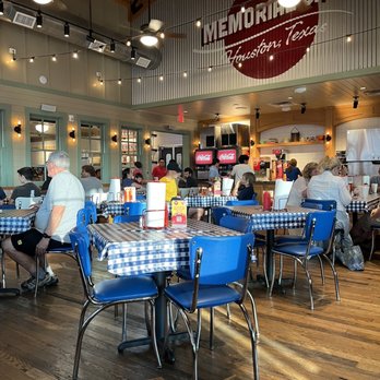 Mia's Table - American Near Me - Houston, Texas Mia's Table - American Near Me - Houston, Texas