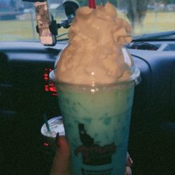 Jitterz Expresso - Cotton candy, blue raspberry, blue lotus with cream and whip