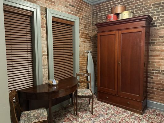 The Black Hawk Hotel by null