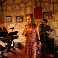 True Voice - Hill's Cafe Sing Club