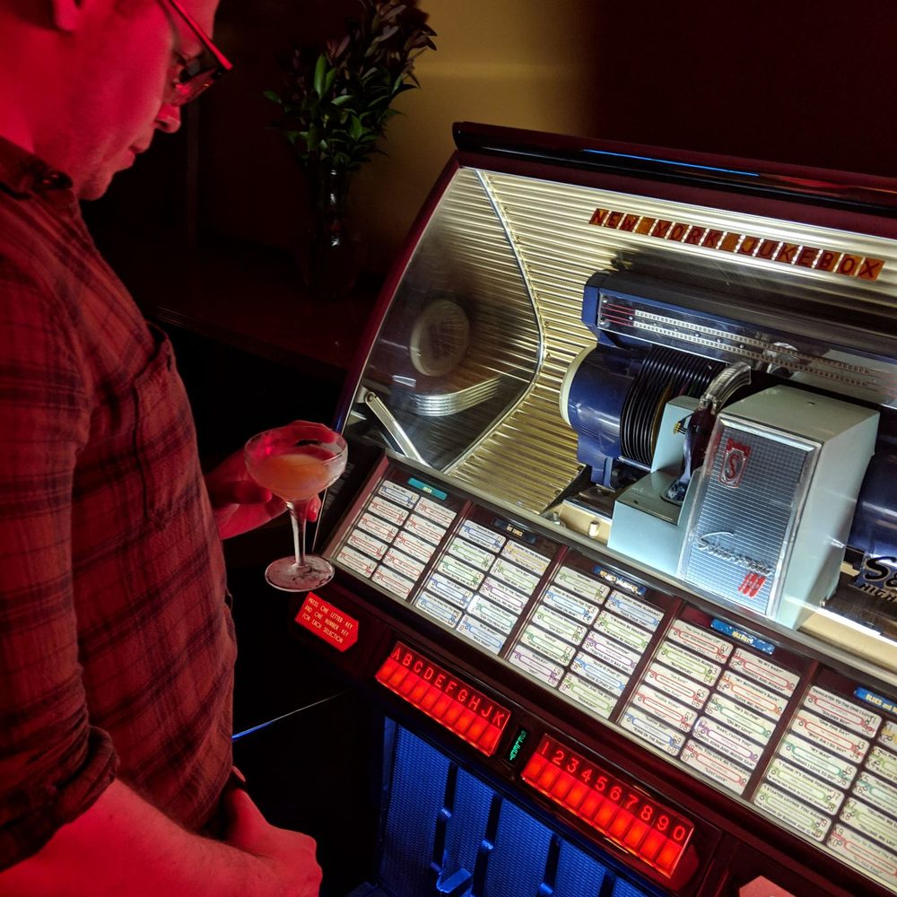 Mama Tried - Free old-fashioned jukebox! - Cocktail Bars Near Me - Brooklyn, New York Mama Tried - Free old-fashioned jukebox! - Cocktail Bars Near Me - Brooklyn, New York