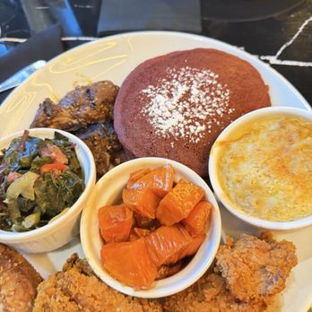 Noir Kitchen & Cocktails - Soul Food Near Me - Nashville, Tennessee