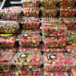 Shaw's - Strawberries
