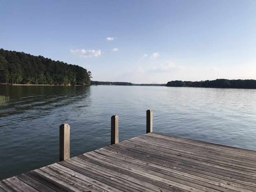 LANE REALTY Updated July 2024 14 Photos 126 Pea Ridge Rd