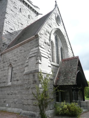 Crathie Kirk by null