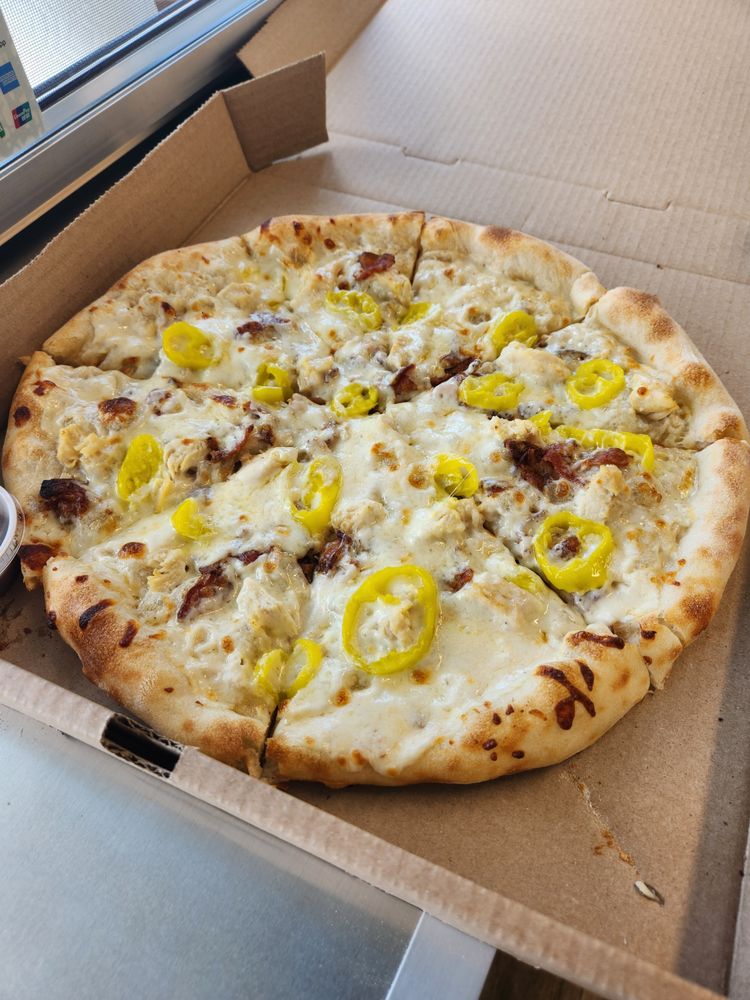 Magik Eye Pizza Pie Logo