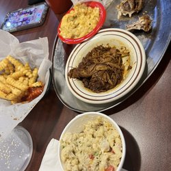 Rochester's Barbecue & Grill - Food was amazing fresh home cooked style the seafood pasta was Devine lump crab meat large shrimp