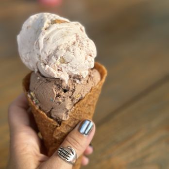 Seemingly Overzealous Ice Cream - Ice Cream & Frozen Yogurt Near Me - Charlotte, North Carolina Seemingly Overzealous Ice Cream - Ice Cream & Frozen Yogurt Near Me - Charlotte, North Carolina