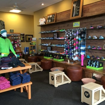 Ridgefield Running Company - RRC's carries the top running brands in the industry. Experience our custom fit process to make your running the best ever. - Sports Wear Near Me - Ridgefield, Connecticut Ridgefield Running Company - RRC's carries the top running brands in the industry. Experience our custom fit process to make your running the best ever. - Sports Wear Near Me - Ridgefield, Connecticut