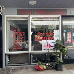 Exterior outside entrance of Posh Nails - Outside - Sierra Madre, California Exterior outside entrance of Posh Nails - Outside - Sierra Madre, California
