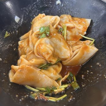 Bee Dumpling - wontons in chili oil - Chinese Near Me - Austin, Texas Bee Dumpling - wontons in chili oil - Chinese Near Me - Austin, Texas