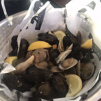 Bear Flag Fish - Clams & Mussels, comes with garlic bread. - Seafood Near Me - Huntington Beach, California Bear Flag Fish - Clams & Mussels, comes with garlic bread. - Seafood Near Me - Huntington Beach, California