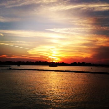 Safe Harbor Pier 121 - Sunset from pier. - Marinas Near Me - Lewisville, Texas Safe Harbor Pier 121 - Sunset from pier. - Marinas Near Me - Lewisville, Texas