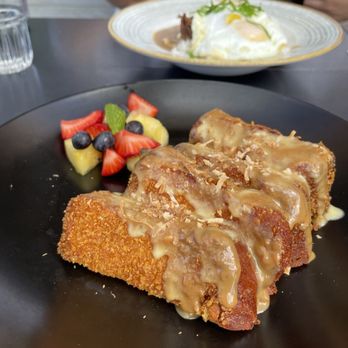 Deck. - Deep Dish Haupia French Toast - Hawaiian Near Me - Honolulu, Hawaii Deck. - Deep Dish Haupia French Toast - Hawaiian Near Me - Honolulu, Hawaii