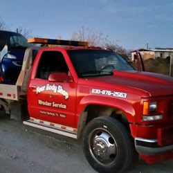 Four Body Shop & Wrecker Service
