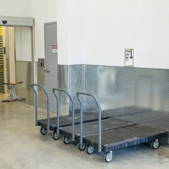 Safeguard Self Storage - Flatbed carts make it easy to move large items into and out of your storage unit. - Self Storage Near Me - Chicago, Illinois Safeguard Self Storage - Flatbed carts make it easy to move large items into and out of your storage unit. - Self Storage Near Me - Chicago, Illinois