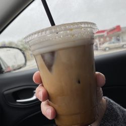 Bold Brew House - Iced vanilla Carmel latte