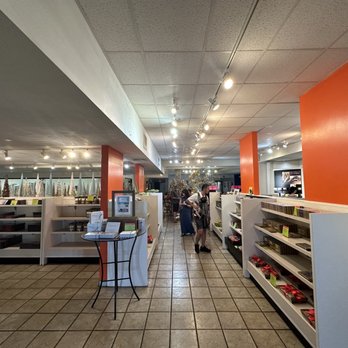 Big Island Candies - Candy Stores Near Me - Hilo, Hawaii Big Island Candies - Candy Stores Near Me - Hilo, Hawaii